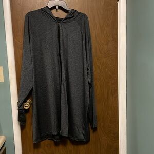 NWOT Real Essentials gray lightweight hoodie size 3X tall